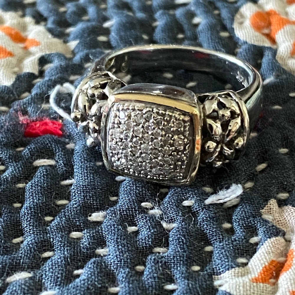 Ladies 9.25 silver/14k gold ring, size 7